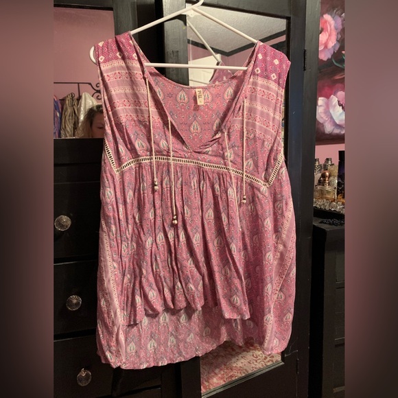 Spell and the Gypsy Oracle Set in Blush - Picture 8 of 10